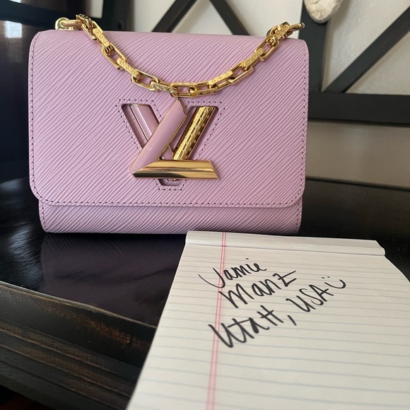 BRAND NEW! Louis Vuitton Twist PM Pink - Picture 2 of 13